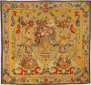 Arabesques from a set of three or more pieces