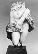 Marble statuette of Aphrodite