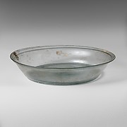 Glass dish