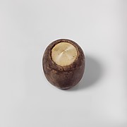 Bone cylinder with pointed ivory top