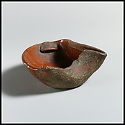 Lamp, saucer-shaped