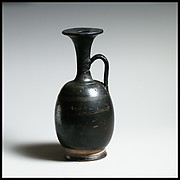 Squat lekythos