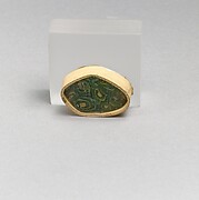 Mosaic glass fragment