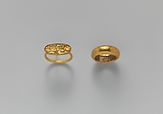 Gold and ivory ring