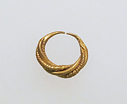 Earring