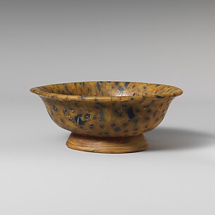 Glass dish
