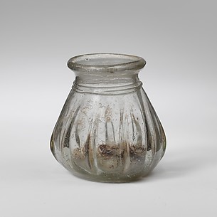 Glass jar