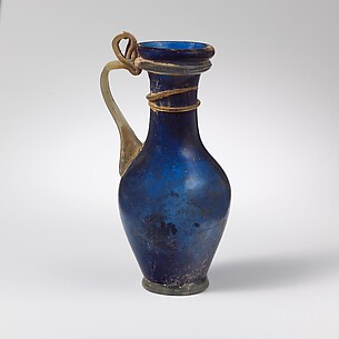 Glass jug