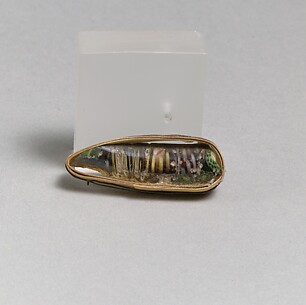 Mosaic glass fragment