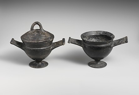 Terracotta cup with lid