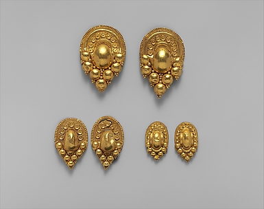 Gold earrings