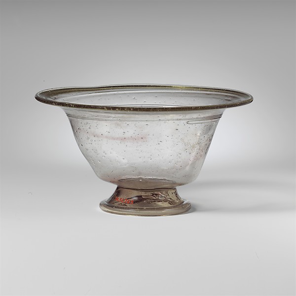 Glass bowl