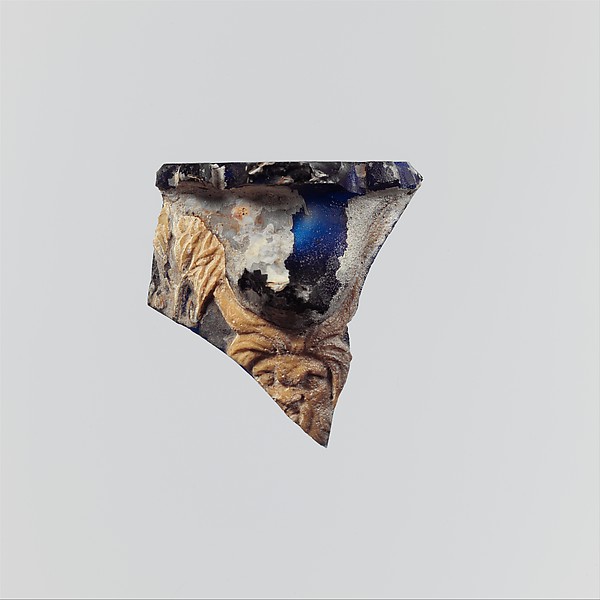 Cameo glass cup (scyphus) fragment