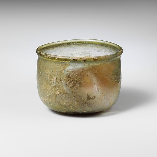 Glass cup