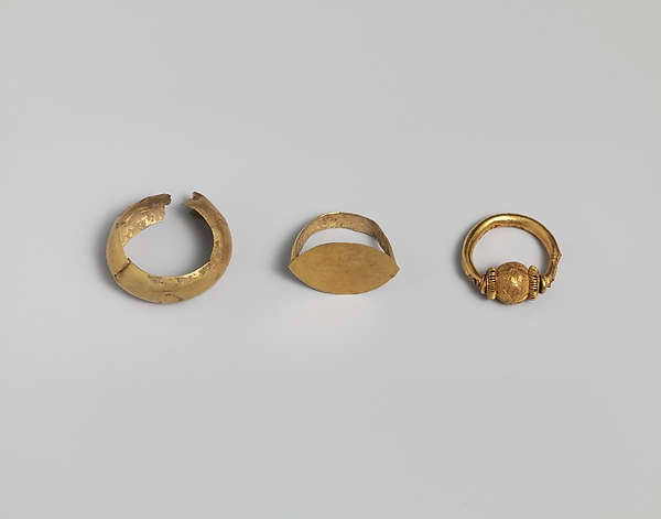 Gold ring