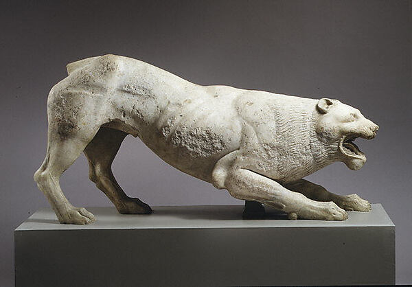 Marble statue of a lion