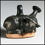 Terracotta askos (flask  with a spout and handle over the top)