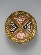 Bowl decorated in the 'Beveled Style'