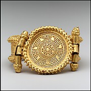 Bracelet (one of a pair)