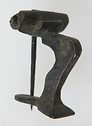 Knee Brooch