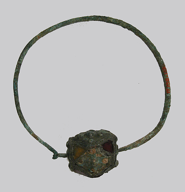 Earring