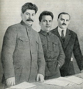 [Josef Stalin, Sergey Kirov, and Nikolay Shvenrik] in A History of the U.S.S.R., part 3 (Moscow, 1948)