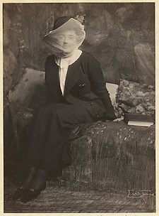 Thilda H. - The Veiled Lady