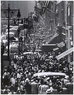 Rush Hour, Fifth Avenue, New York
