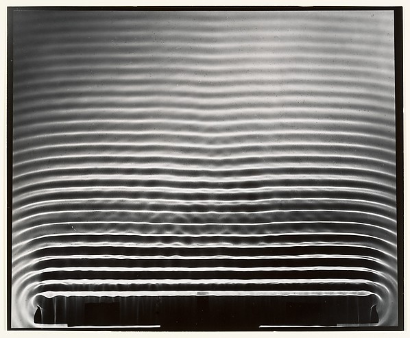 [Periodic Straight Waves]
