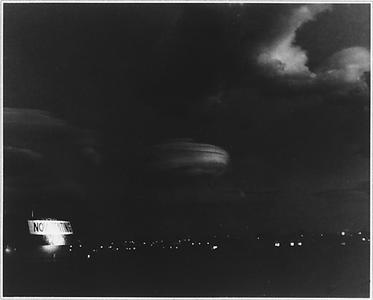 [Night Scene with 