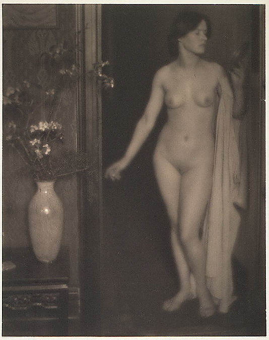 [Nude]