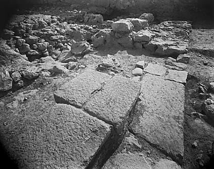Hebrew University of Jerusalem, Hatzor Excavation. Shore Negative #107