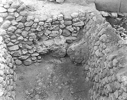 Hebrew University of Jerusalem, Hatzor Excavation. Shore Negative #56