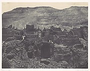 Thebes. Médinet-Habou. Runes de la ville de Papa