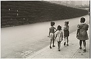 [Children with Soap Bubbles, New York City]