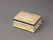 Snuffbox