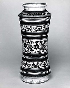 Apothecary jar (albarello)