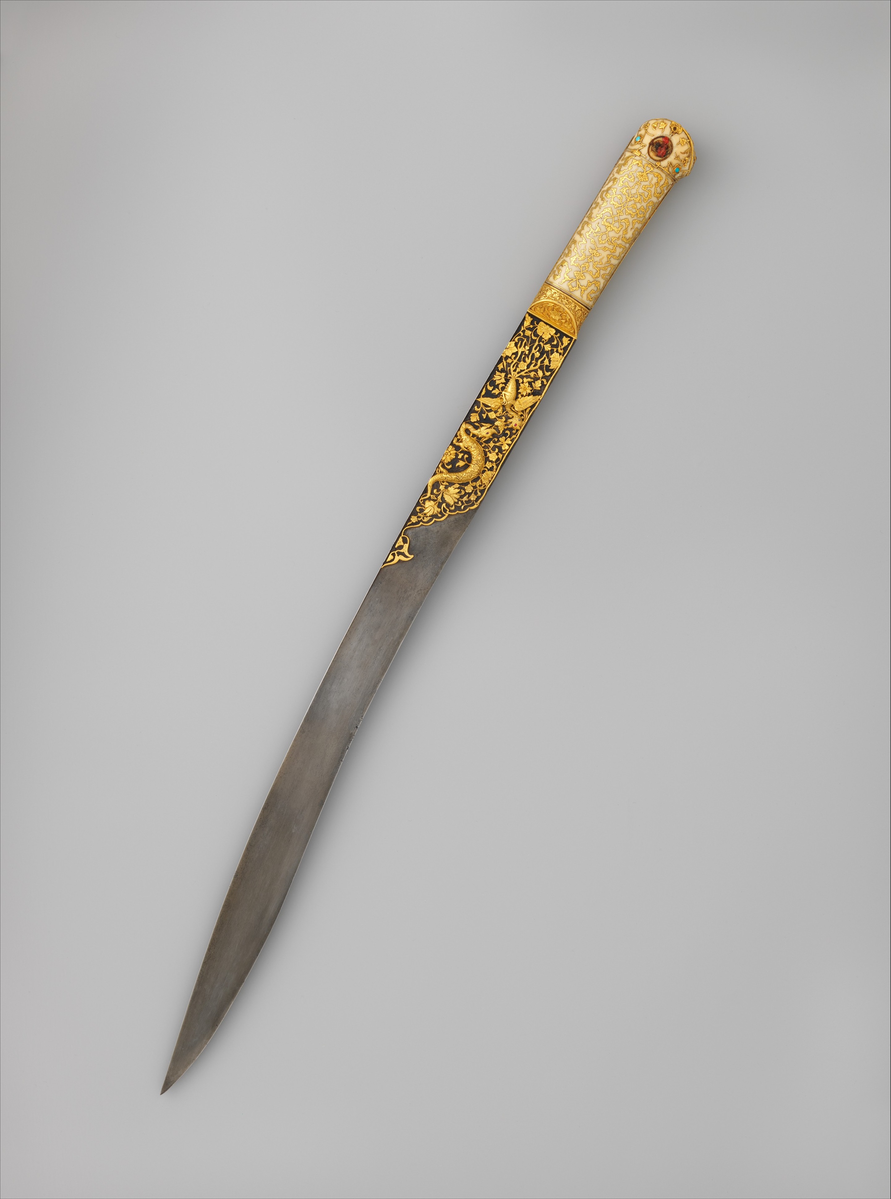 Workshop of Ahmed Tekelü, Short Sword (Yatagan) from the Court of Süleyman  the Magnificent (reigned 1520–66), Turkish, Istanbul