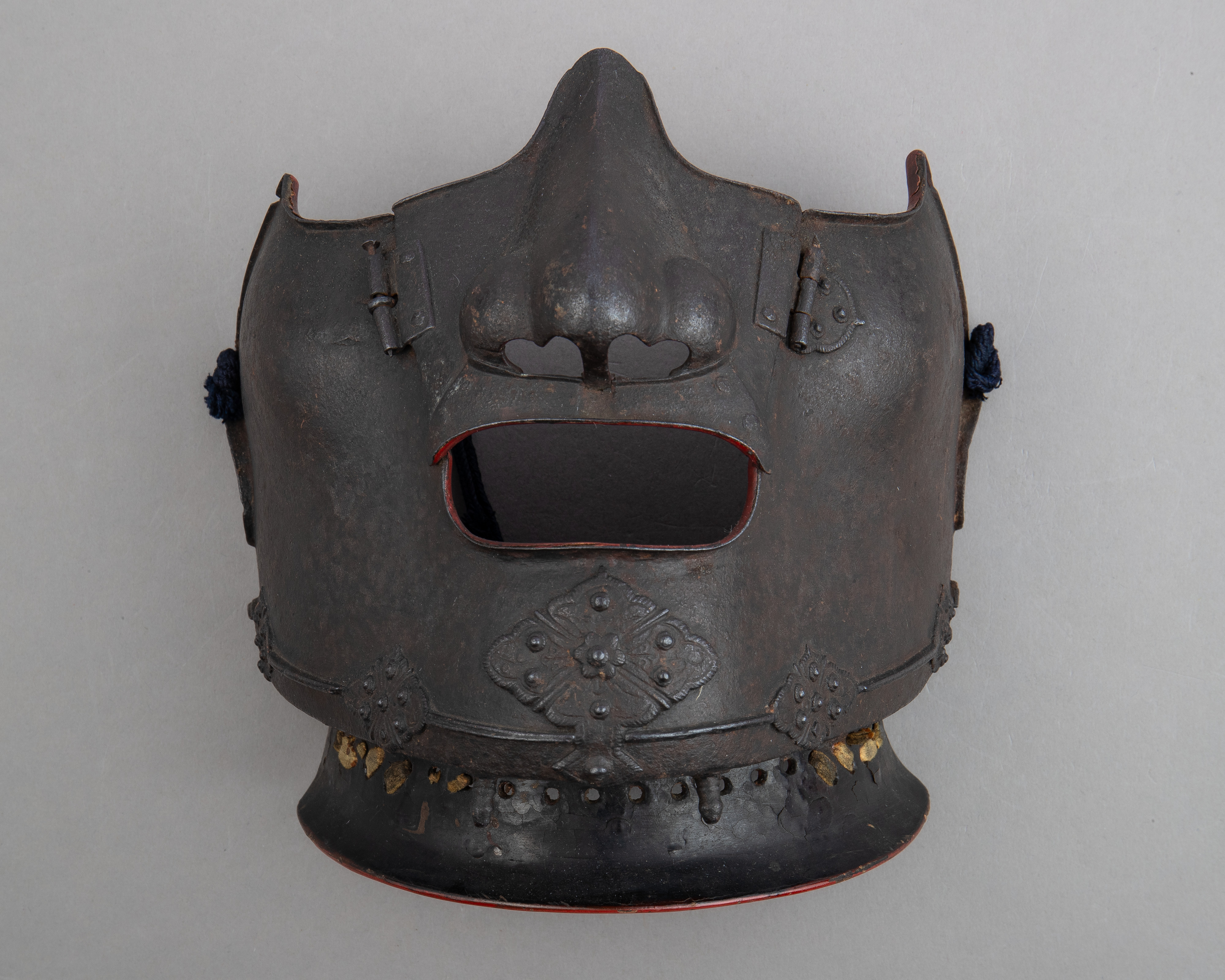 Half Mask (Menpō)