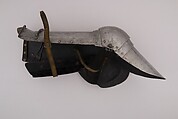 Pair of Thigh Defenses (Cuisses) with Knee Defenses (Poleyns), Steel, leather, Italian