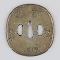 Sword Guard (Tsuba), Copper-silver alloy (possibly shibuichi), gold, copper, Japanese
