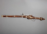 Pair of Wheellock Pistols Made for the Bodyguard of the Prince-Elector of Saxony, Simon Helbig (German, Dresden, recorded 1609–1642), Steel, gold, brass, staghorn, wood (beech), German, Dresden