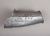 Composed Armor, Right pauldron (shoulder defense) marked by Matthes Deutsch (German, Landshut, documented 1485–1505), Steel, iron, copper alloy (latten), leather, brass, European, Italian and German