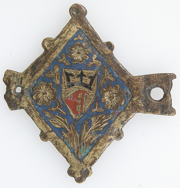 Harness Pendant