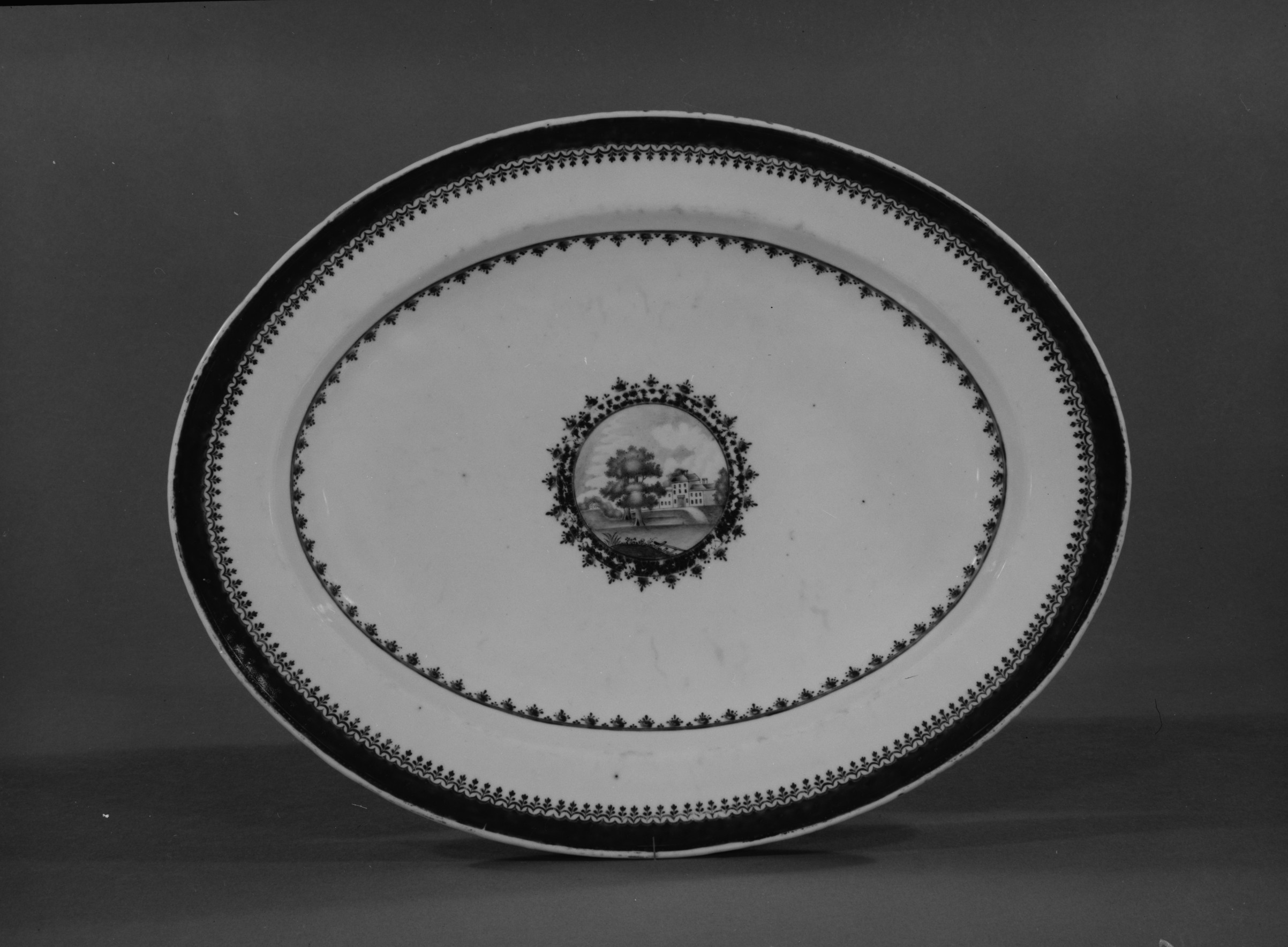 platter-chinese-for-american-market-the-metropolitan-museum-of-art