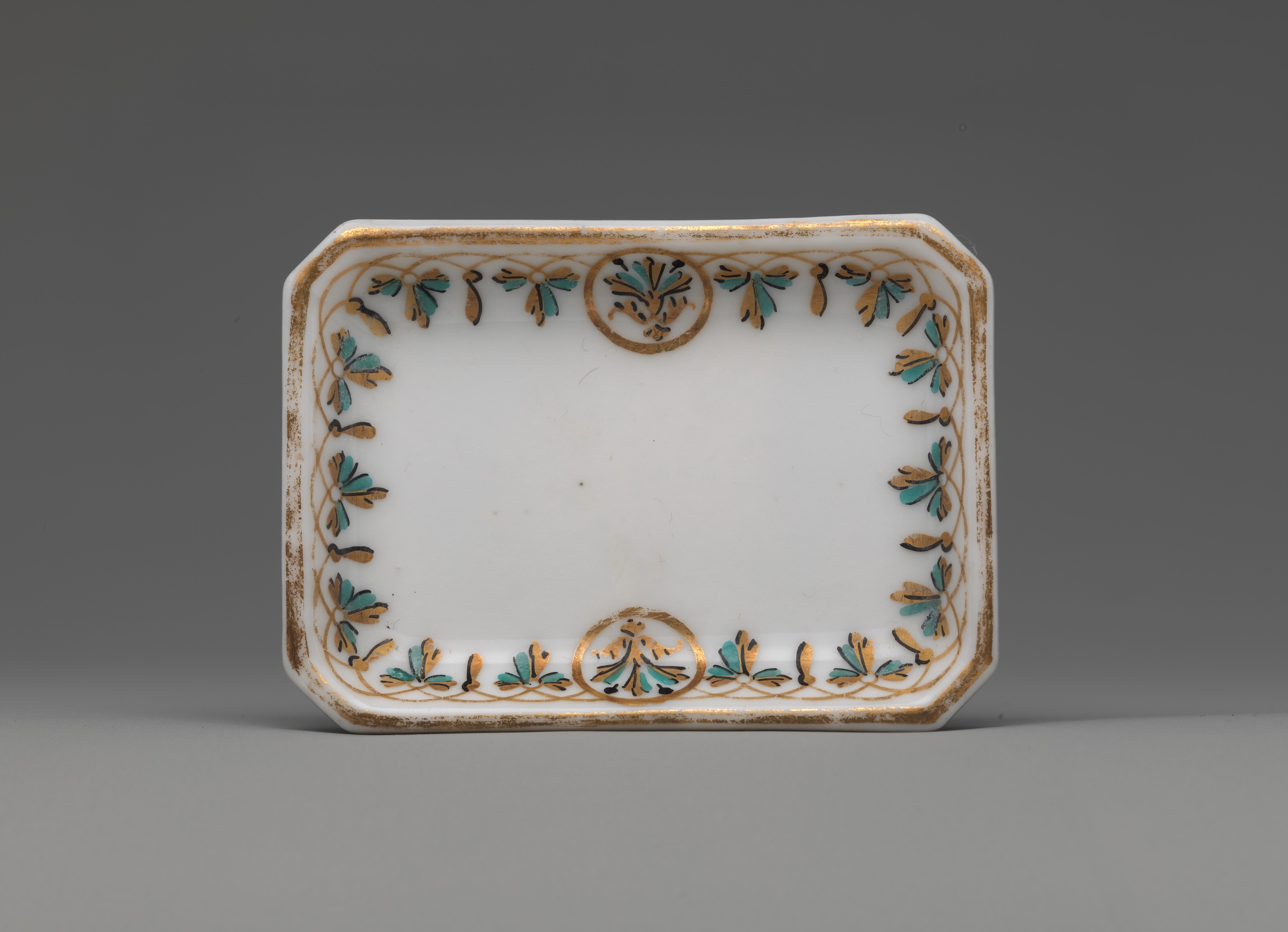 Union Porcelain Works Artworks collected in Metmuseum