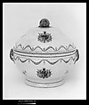 Tureen with the Coat-of-Arms of José de Gálvez, Hard-paste porcelain, enamel, gilt, Chinese