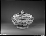 Covered Punch Bowl, Porcelain, Chinese, for Swedish market