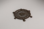 Trivet, Iron