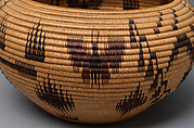 Basket bowl, Maggie Mayo James (Washoe, 1870–1952), Willow and redbud shoots and dyed bracken root, Washoe, Native American